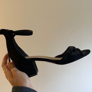 Black heels (sandals)